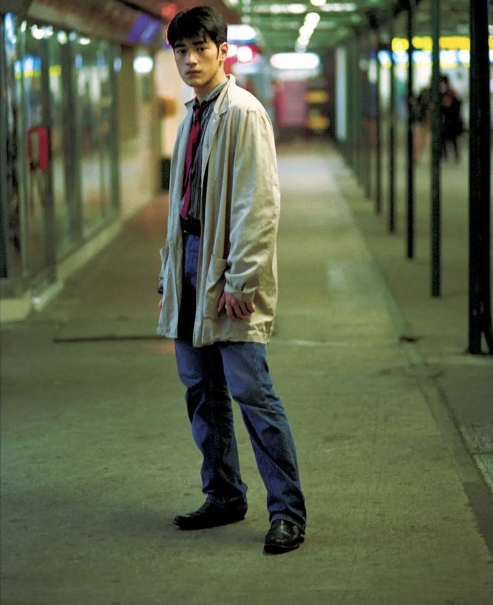 Takeshi Kaneshiro dalam film Chungking Express (1994).