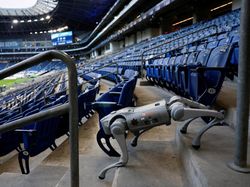 Teknologi Canggih, Anjing Robot K9-X Disiapkan Amankan Piala Dunia 2026