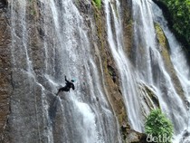 Pesona Air Terjun Puspa Dewi Curup Bengkulu, Punya Dua Aliran yang Unik