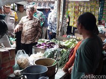 Lapak Sepi gegara Harga Tinggi, Pedagang di Pasar Sumber Resah