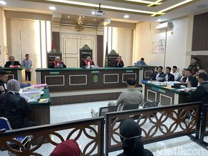 Eks Wakapolri Oegroseno Bela Botok cs di Sidang: Mereka Dikriminalisasi