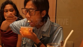 Seru! Fajar Sad Boy 'Ngevlog' Saat Kulineran hingga Piknik