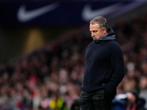 Hansi Flick Agak Kaget dengan Krisis Ruang Ganti Madrid, tapi...