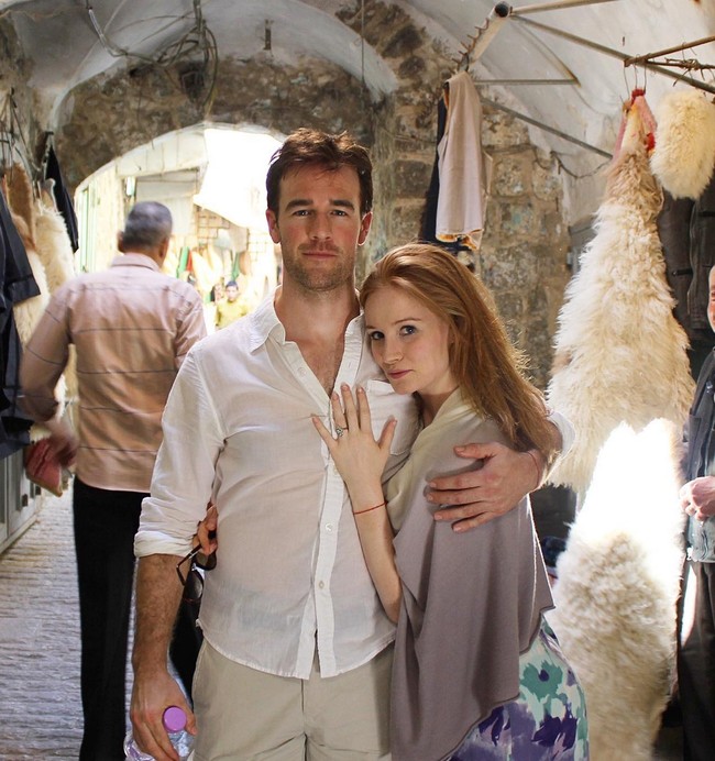 Dalam kehidupan pribadinya, ia sempat menikah dengan Heather McComb sebelum akhirnya bercerai. Pada 2009, ia bertemu dengan Kimberly dalam sebuah perjalanan rombongan ke Israel. Keduanya kemudian menikah di Israel pada 1 Agustus 2010. Kimberly menjadi pendamping hidupnya hingga akhir hayat. Foto: Instagram/@vanderjames