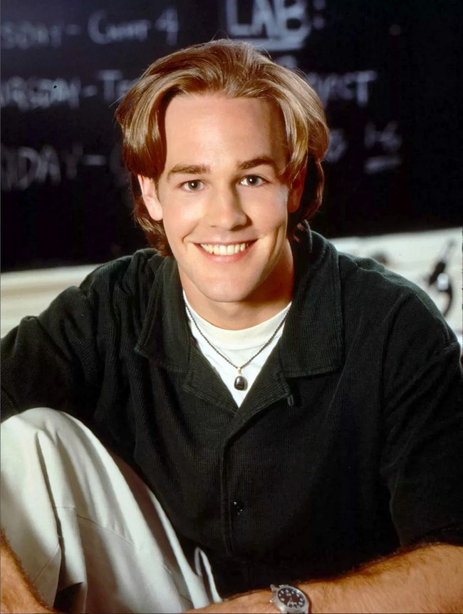 Kariernya benar-benar melejit saat usia 20 tahun, ketika ia terpilih memerankan Dawson Leery dalam Dawson’s Creek. Serial yang tayang dari 1998 hingga 2003 itu menjadikannya idola remaja dan salah satu aktor paling populer di era tersebut. Foto: Instagram/@vanderjames