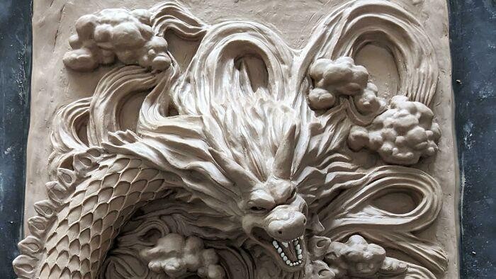 Bukan sekadar pajangan! Mulai dari wol yang menyerupai hewan asli hingga limbah mesin tik yang disulap jadi karya seni, inilah deretan patung yang membuatmu geleng kepala terpukau.