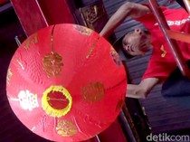 Sambut Imlek Klenteng di Tulungagung Pasang Ratusan Lampion