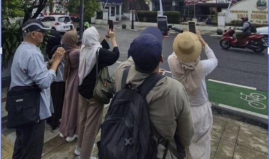 Komunitas Cumapakehenpon Komunitas Cumapakehenpon