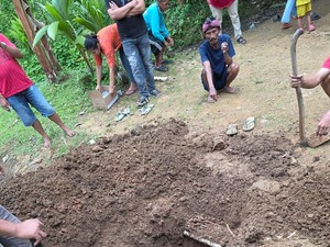 Makam yang Diinjak buat Konten Mak Daster-Inung Sia Ternyata Palsu