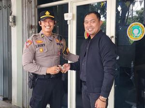 Polres Lamongan Bagi-bagi Gembok Cakram ke Warga untuk Cegah Curanmor