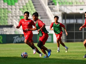 Nilmaizar Pertajam Serangan dan Pertahanan untuk Hadapi PSMS Medan