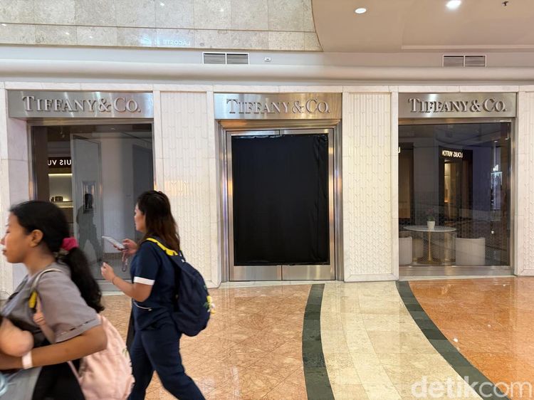 Foto: Toko Perhiasan Tiffany & Co. Masih Tutup Setelah Disegel Bea Cukai
