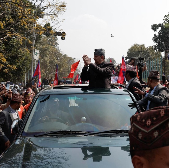 Pendukung Monarki Sambut Kedatangan Mantan Raja Nepal di Kathmandu