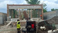 Saat ini progress pembangunannya sudah mencapai sekitar 50 persen.