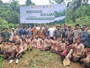 Perkuat Mitigasi Banjir, 20 Ribu Pohon Ditanam di Banyuwangi