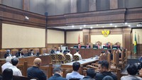 Eks Dirut Pertamina Dkk Dituntut 14-16 Tahun Bui di Kasus Korupsi Minyak Mentah