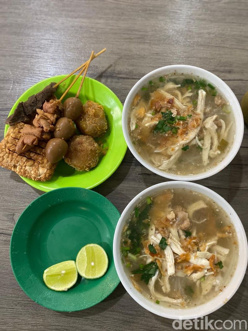 Soto Semarang Tenan Pak No, tempat sarapan lezat di Fresh Market Emerald Bintaro