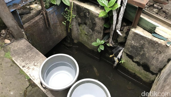 Pelaku yang sempat masuk gorong-gorong berhasil ditangkap oleh warga.