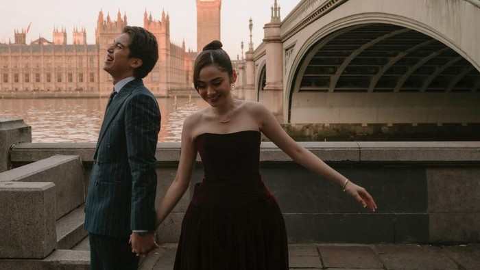 El Rumi dan Syifa Hadju pre wedding di London.