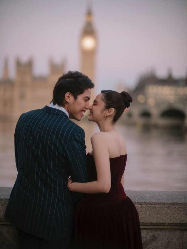 7 Potret El Rumi dan Syifa Hadju Pre Wedding di London, Romantis Bikin Baper