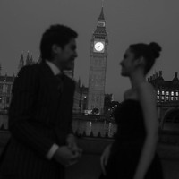 Aura bahagia dan penuh cinta terpancar jelas dari fotonya, membuat para penggemar terharu melihat perjalanan El dan Syifa menuju Hari-H. Foto: dok. Instagram @syifahadju, dok. Instagram @elelrumi