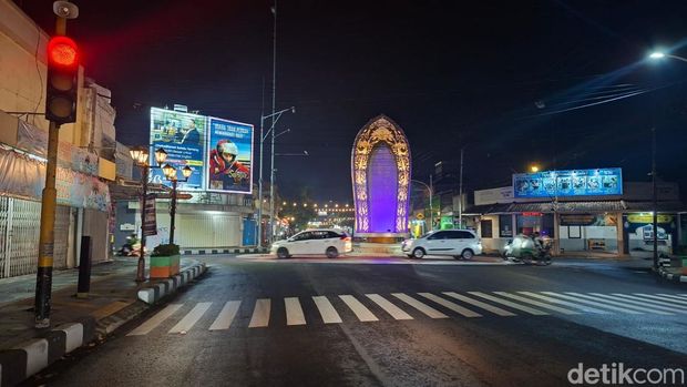 Jalan Raya Ahmad Yani Nganjuk kini semakin cantik setelah ditata