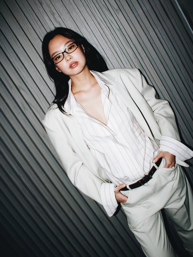Acara ini menandai lima tahun perjalanan Jennie BLACKPINK bersama Calvin Klein. Pelantun Mantra ini didapuk menjadi global ambassador sejak 2021. Foto: dok. Instagram @jennierubyjane
