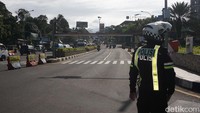 Sebanyak 85 personel lalu lintas bersama petugas gabungan dari dinas terkait turut disiagakan untuk mengamankan jalur dan membantu kelancaran arus kendaraan.
