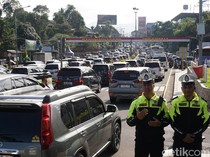 Video: Long Weekend, Rekayasa Lalin di Puncak Bogor Diberlakukan