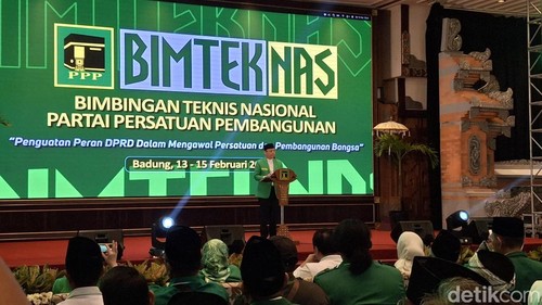 Ketum PPP Mardiono, saat pembukaan Bimbingan Teknis Nasional Anggota DPRD se-Indonesia Fraksi PPP di Kuta, Sabtu (14/2/2026). (Fabiola Dianira)