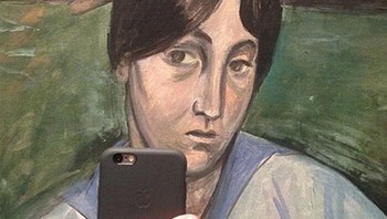 Lukisan bergaya ekspresionis ini terasa makin relatable saat tokohnya seakan sibuk selfie, lengkap dengan wajah datar khas “no filter”. Foto: Boredpanda