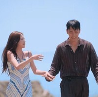 Di sisi lain, Lee Joo Yung sudah punya dua kandidat kuat. Namun chemistry alaminya dengan Kim Jae Jin terasa semakin solid setelah dua kencan sukses di Paradise. Ia pun mantap memilih Kim Jae Jin sebagai pasangan di finale. Foto: dok. Netflix
