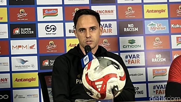 Pelatih Bhayangkara Presisi Lampung, Paul Munster