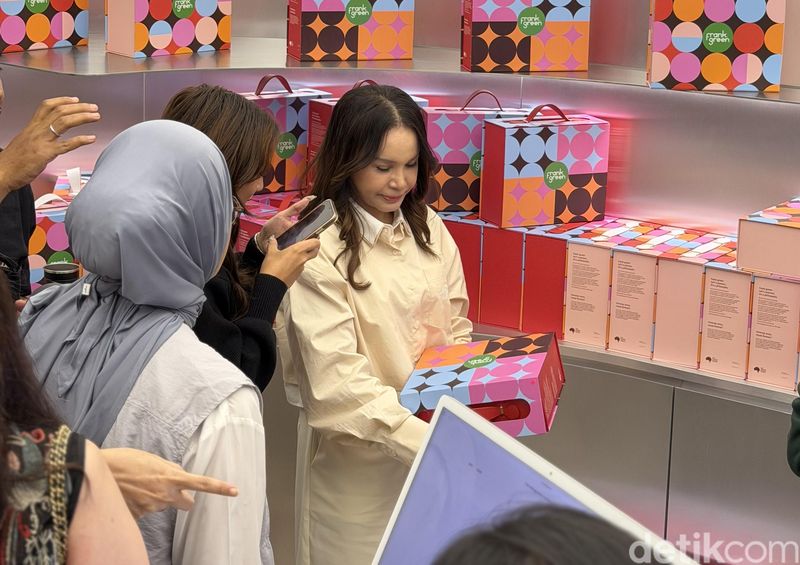 Pembukaan Concept Store frank green Plaza Indonesia