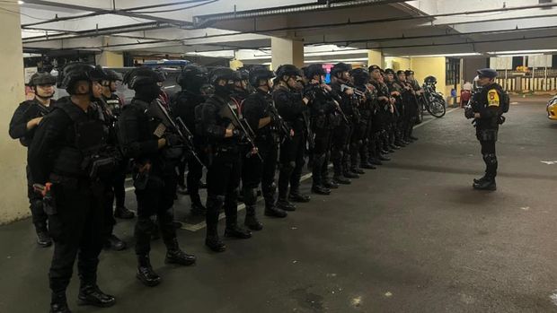 Polisi gelar patroli skala besar di Jakarta Timur