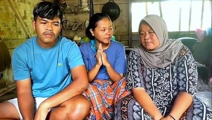 Potongan video klarifikasi dan permohonan maaf Mak Daster serta Inung Sia