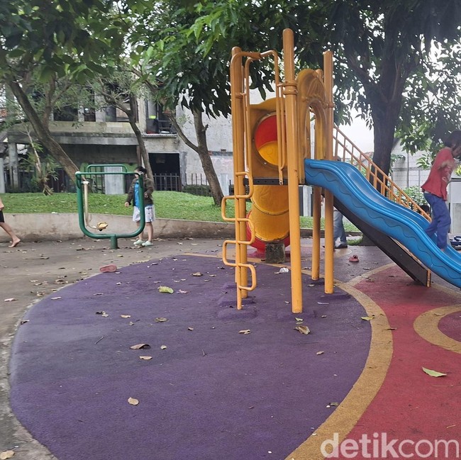 Potret Taman O di Cibubur, Punya Perpustakaan-Playground buat Anak-anak