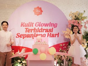 Viva Cosmetics Luncurkan Moisturizer Gel, Jadikan Shenina Cinnamon BA