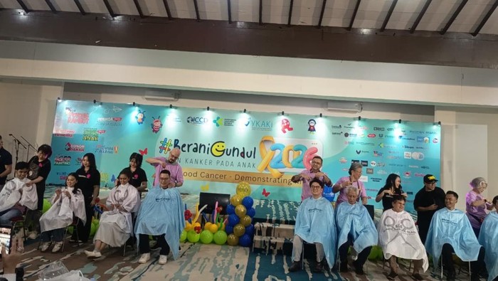 Aksi #BeraniGundul Warnai Peringatan Hari Kanker Anak Internasional