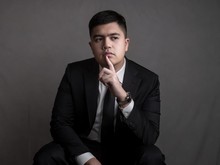 Alonzo Brata Kembali dengan Simple Pleasures