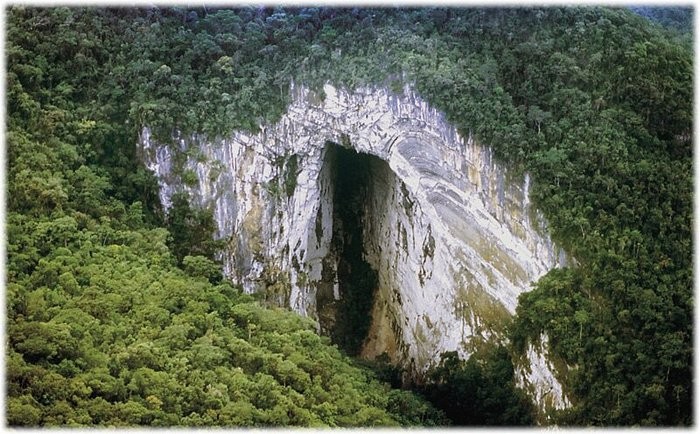 Gruta Casa de Pedra di Alto Ribeira State Park, São Paulo, Brasil.
