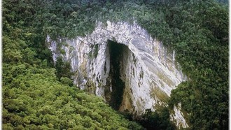 Pintu Gua Tertinggi Dunia Ditemukan, Ada Sungai Bawah Tanah hingga Air Terjun