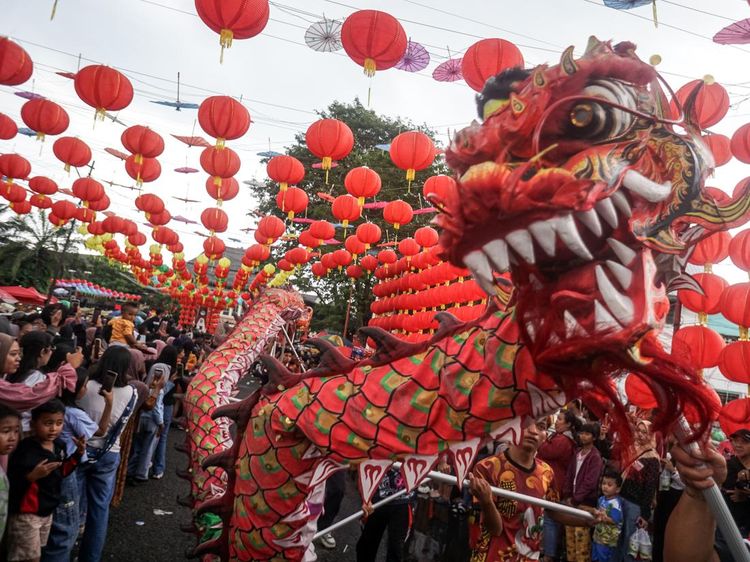 Kirab Liong Hidupkan Tradisi Imlek di Solo
