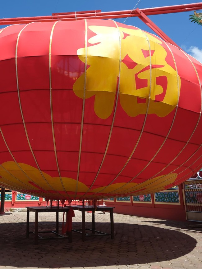 2 Lampion Raksasa di Kubu Raya