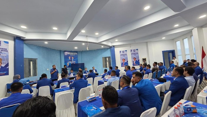 Penetapan nama 19 Ketua Dewan Pimpinan Daerah (DPD) PAN se-Aceh. (dok. PAN Aceh)