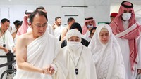 Mikat di Tan'im, Megawati Tunaikan Umrah Bareng Prananda-Puan