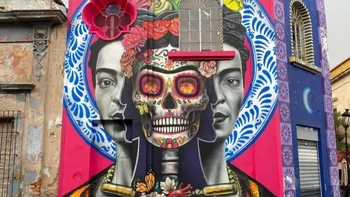 La Lupita karya Emmanuel Cuevas Visual di Guadalajara, Meksiko. Foto: via StreetArtUtopia