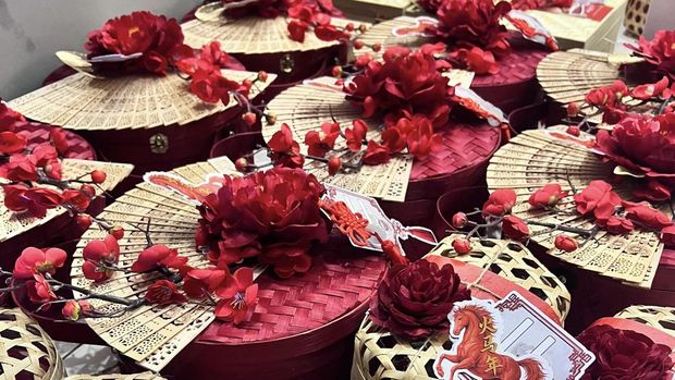 Susunan paket hampers Dapoer Nai Nai spesial Imlek 2026. (Foto: Dok. Dapoer Nai Nai)