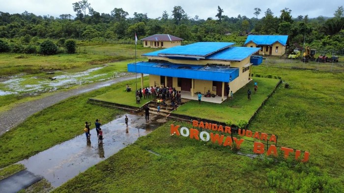 Bandara Koroway Batu di Kabupaten Boven Digoel, Papua Selatan.