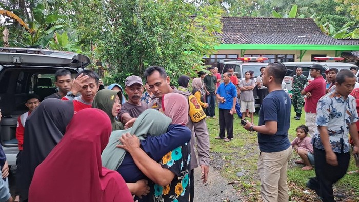 65 Warga di Purworejo Diduga Keracunan: Misteri Makanan di Acara Ruwahan yang Memprihatinkan